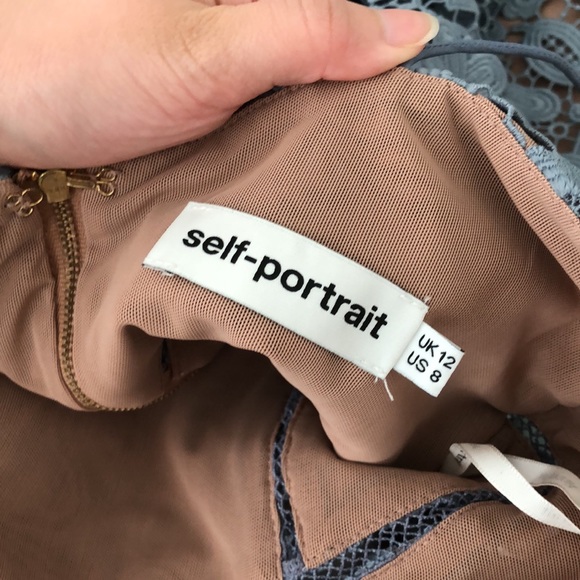 Authentic self portrait prom dress 👗 - Picture 3 of 6